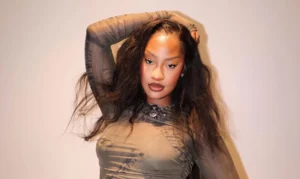 Tems shines at Coldplay’s Wembley Stadium show