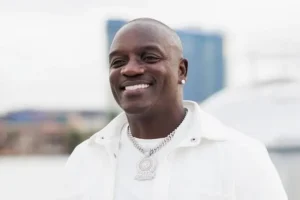 Akon briefly detained in Georgia over outstanding warrant